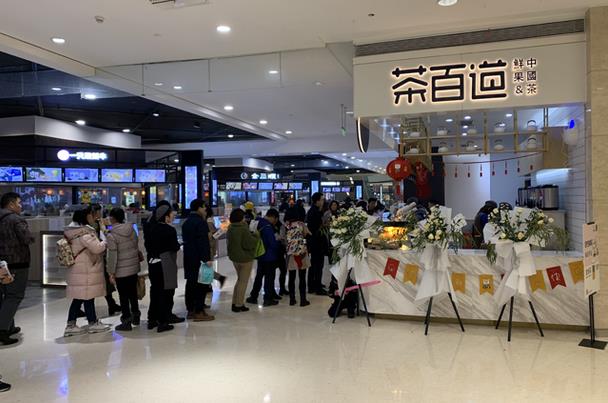 开一家蜂鸟电竞多少钱？2021年蜂鸟电竞加盟赚钱吗？